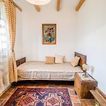 Hidden Authentic Haven - Two Bedroom With Balcony