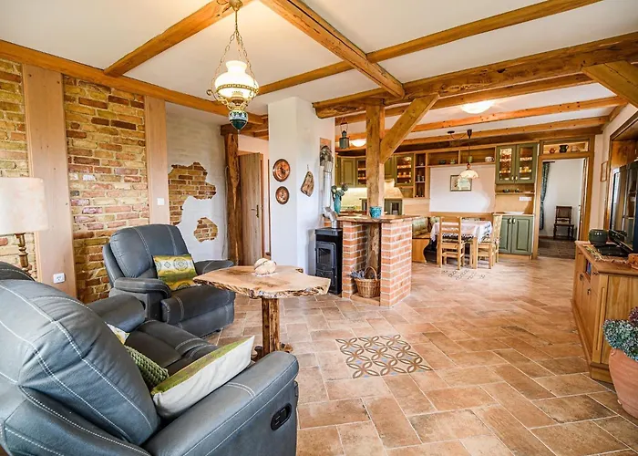 Hidden Authentic Haven - Two Bedroom With Balcony Sevnica