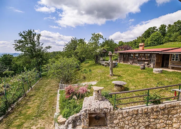 Hidden Authentic Haven - Two Bedroom With Balcony Sevnica